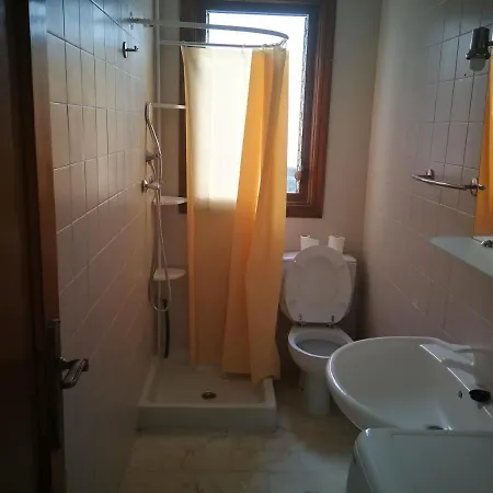 בית הארחה Piso Compartido Alquiler Por Temporada No Turistico *