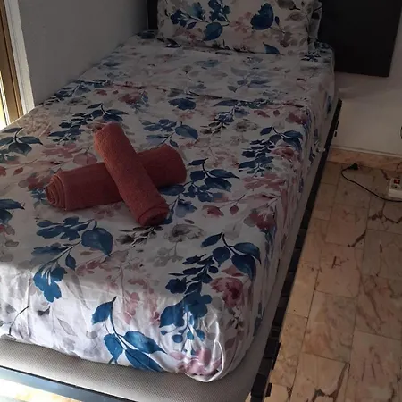 Vendégház En Piso Compartido No Turistico